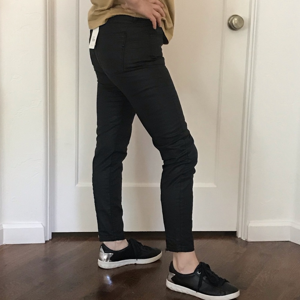 3/25💙 NWT Eleven Paris Dakota Women Black Jeans